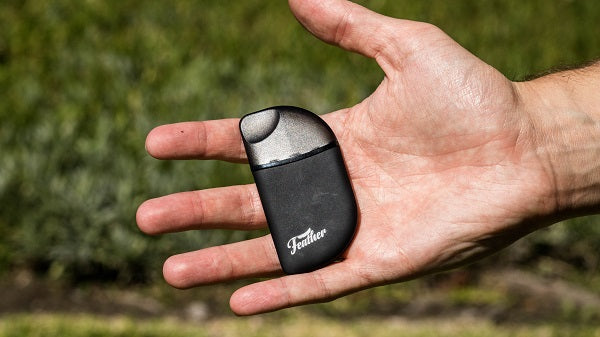 KandyPens Feather Review - Sleek, Stealthy Nic Salt Ecig vapor.com KandyPens Feather Review - Sleek, Stealthy Nic Salt Ecig vapor.com