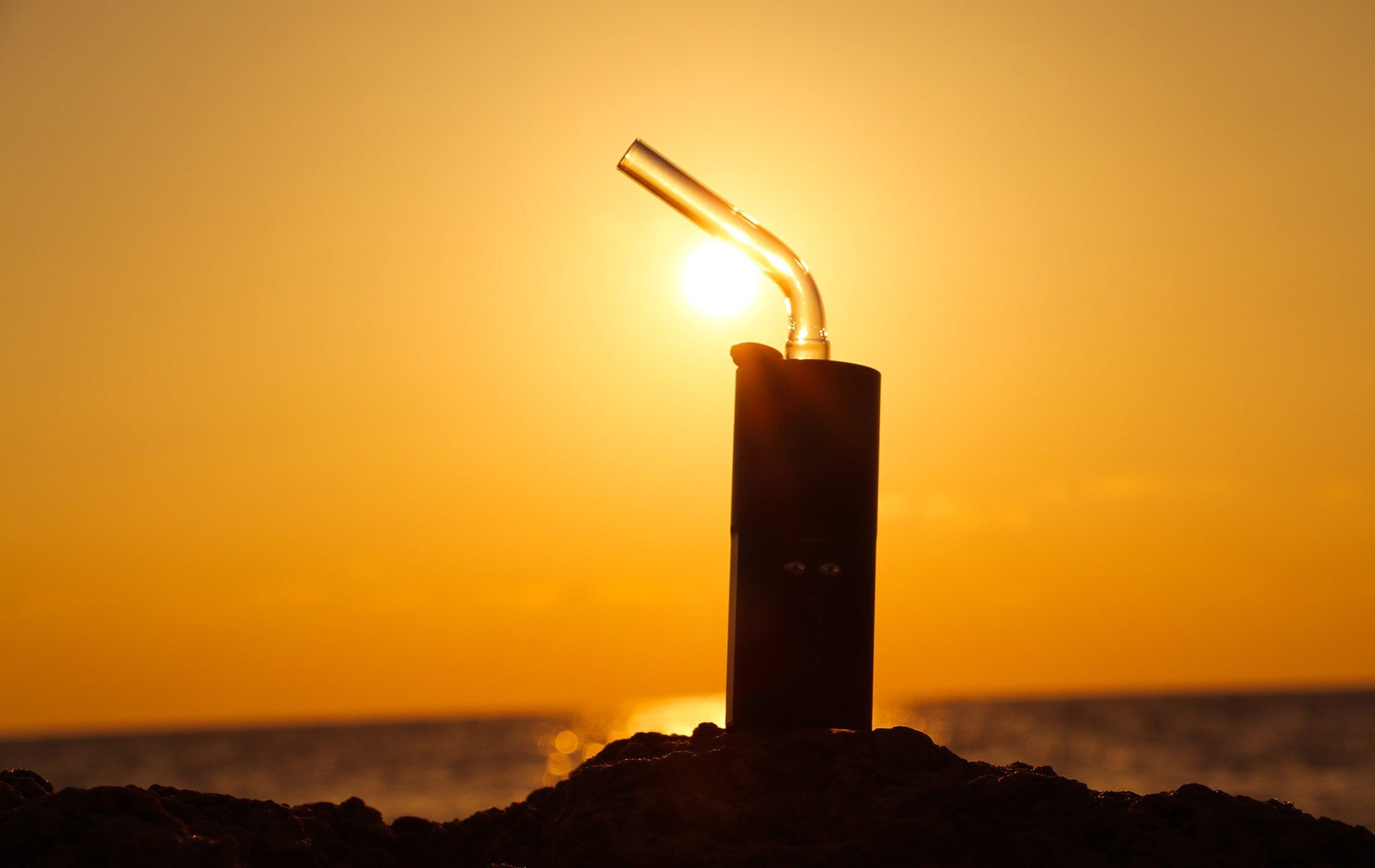 Featured Wallpaper Download: Sunrise with Arizer Solo